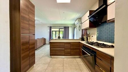 3 Bedroom townhouse - sectional to rent in Crowthorne Ah, Midrand