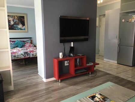 1 Bedroom apartment to rent in Rondebosch, Cape Town