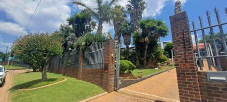 4 Bedroom House in Wilro Park