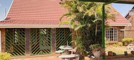 3 Bedroom House in Suiderberg