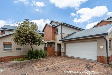 3 Bedroom Townhouse in The Hills