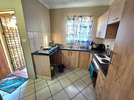 2 Bedroom Apartment in Faerie Glen