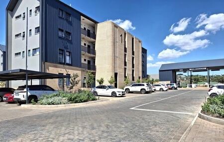 1 Bedroom Apartment in Waterkloof Ridge