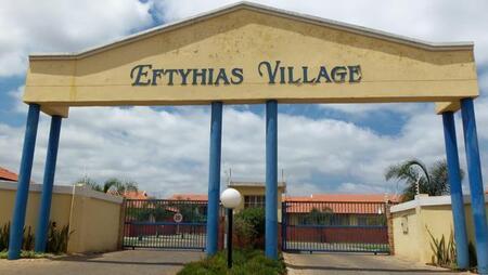 2 Bedroom Simplex in Montana