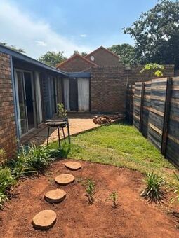 3 Bedroom House in Magalieskruin