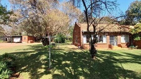 1 Bedroom House in Strydfontein