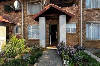 2 Bedroom Simplex in Rietfontein