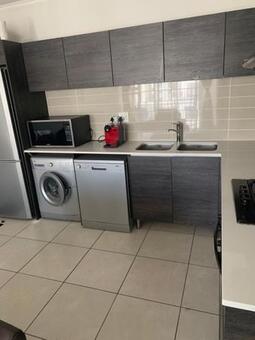 1 Bedroom House in Bryanston