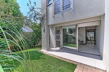 3 Bedroom Townhouse in Oaklands