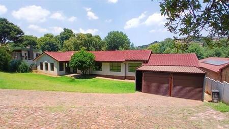 4 Bedroom House in Quellerina