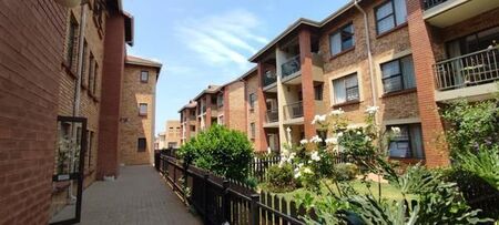 2 Bedroom Apartment in Olivedale
