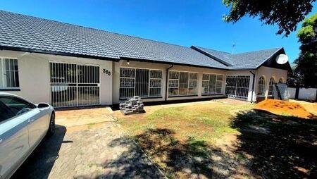 4 Bedroom House in Winchester Hills