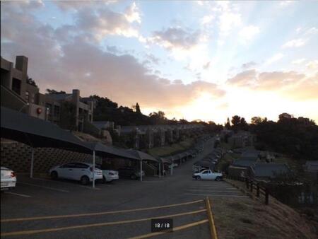 2 Bedroom Townhouse in Glenvista