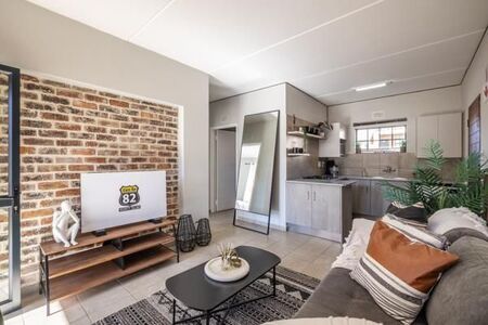 2 Bedroom House in Meredale