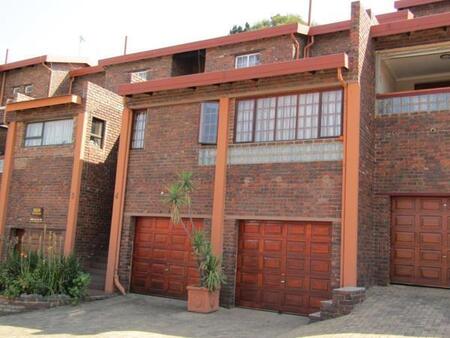 3 Bedroom Duplex in Oakdene