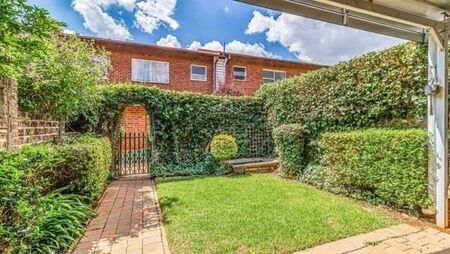 3 Bedroom Townhouse in Bedfordview