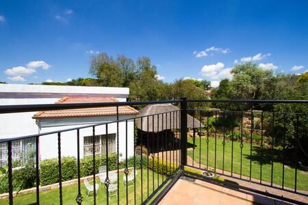 3 Bedroom Townhouse in Jordaan park