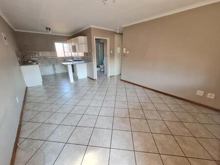 2 Bedroom Townhouse in Kenleaf