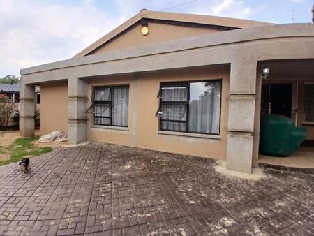 3 Bedroom House in Farrarmere