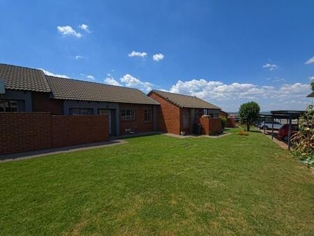 2 Bedroom Townhouse in Monavoni