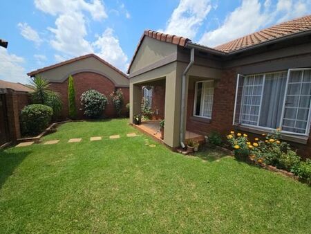 3 Bedroom Townhouse in Highveld