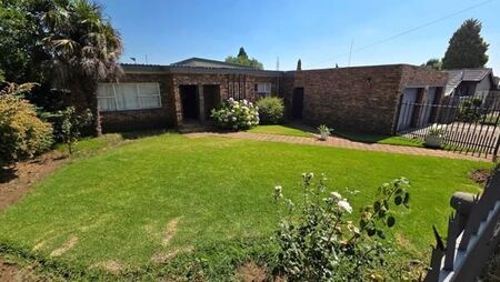 3 Bedroom House in Panorama