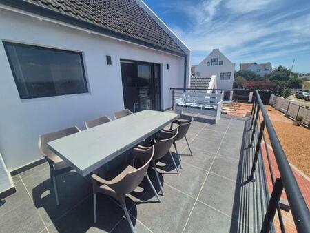 4 Bedroom House in St Francis Bay Canals