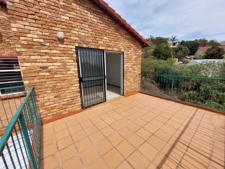 2 Bedroom Townhouse in Wilro Park