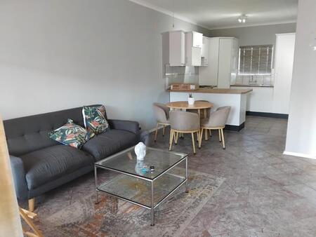 2 Bedroom Apartment in Sonheuwel