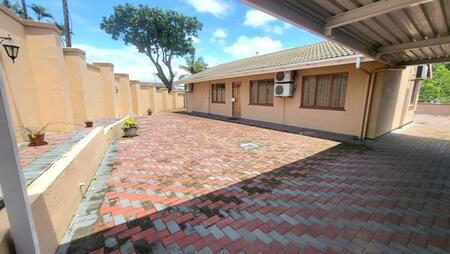 3 Bedroom House in Centenary Park