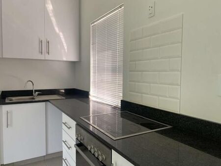 1 Bedroom Apartment in Waterfall