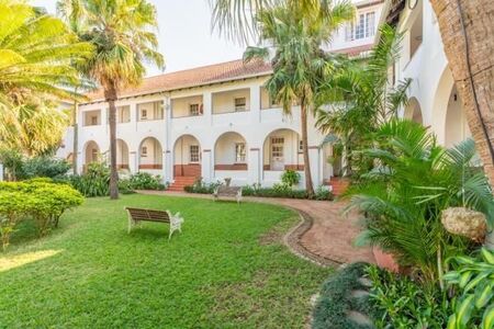 2 Bedroom Apartment in Essenwood