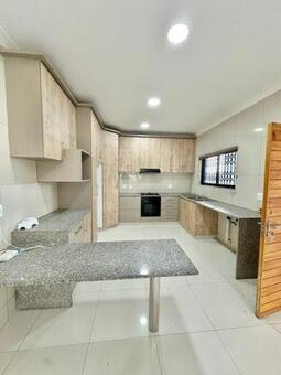 2 Bedroom Apartment in Musgrave