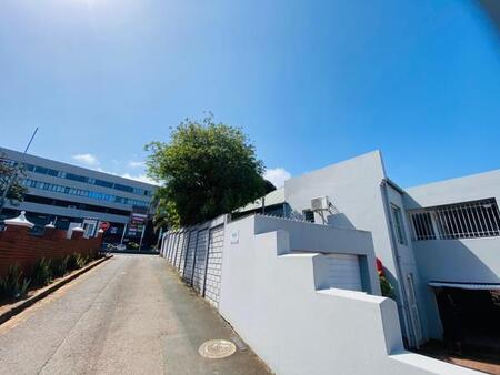 2 Bedroom Apartment in Essenwood