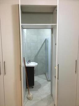 Bachelor apartment in Morningside