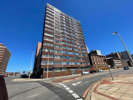 2.5 Bedroom Apartment in South Beach