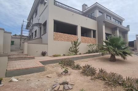 2 Bedroom Flat in St Helena Bay