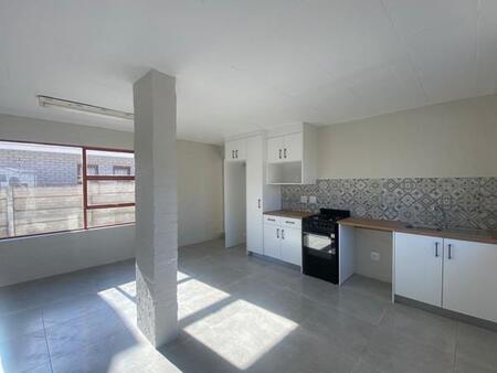 1 Bedroom Apartment in Sandbaai