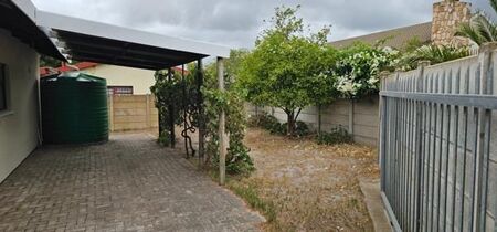 1 Bedroom Apartment in Albertinia