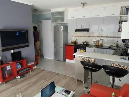 1 Bedroom Apartment in Rondebosch