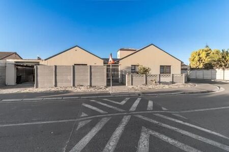 3 Bedroom House in Hagley