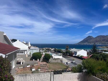 3 Bedroom House in Glencairn Heights