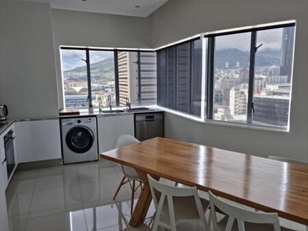 2 Bedroom Apartment in Cape Town City Centre