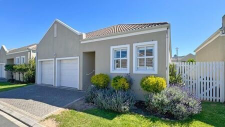 3 Bedroom House in De Zoete Inval