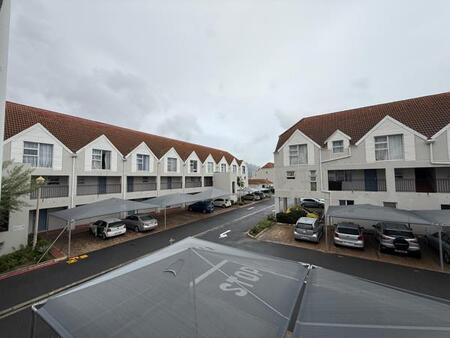 2 Bedroom Apartment in Gordons Bay Central