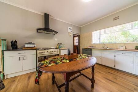 4 Bedroom House in Uniepark