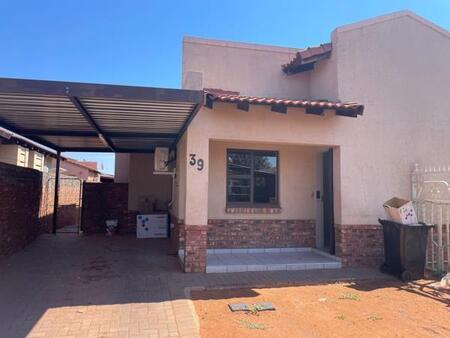 2 Bedroom Townhouse in Kathu