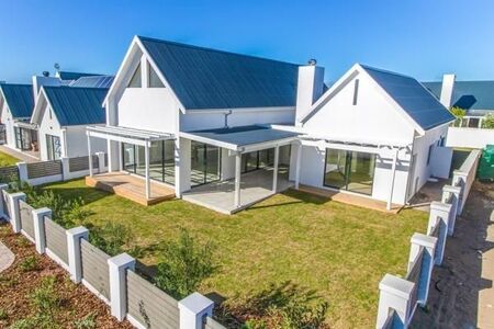 3 Bedroom House in St Francis Links