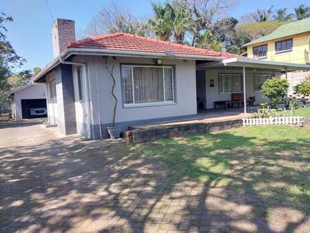 3 Bedroom House in Manors