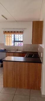 3 Bedroom Apartment in Grobler Park